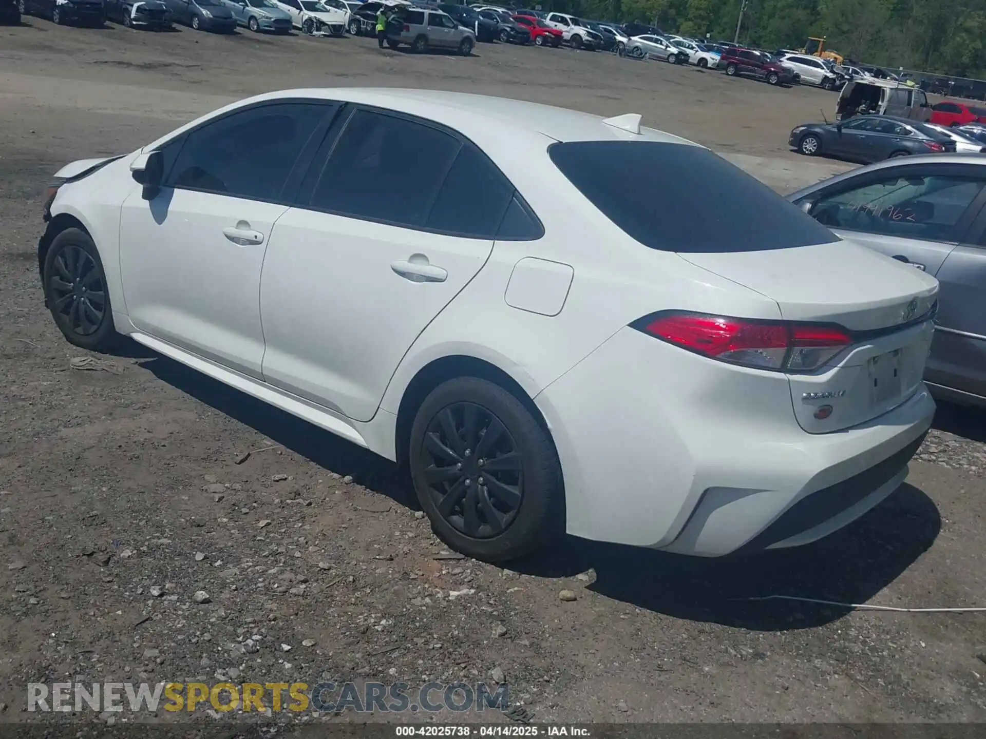 3 Photograph of a damaged car 5YFEPMAE4MP167606 TOYOTA COROLLA 2021