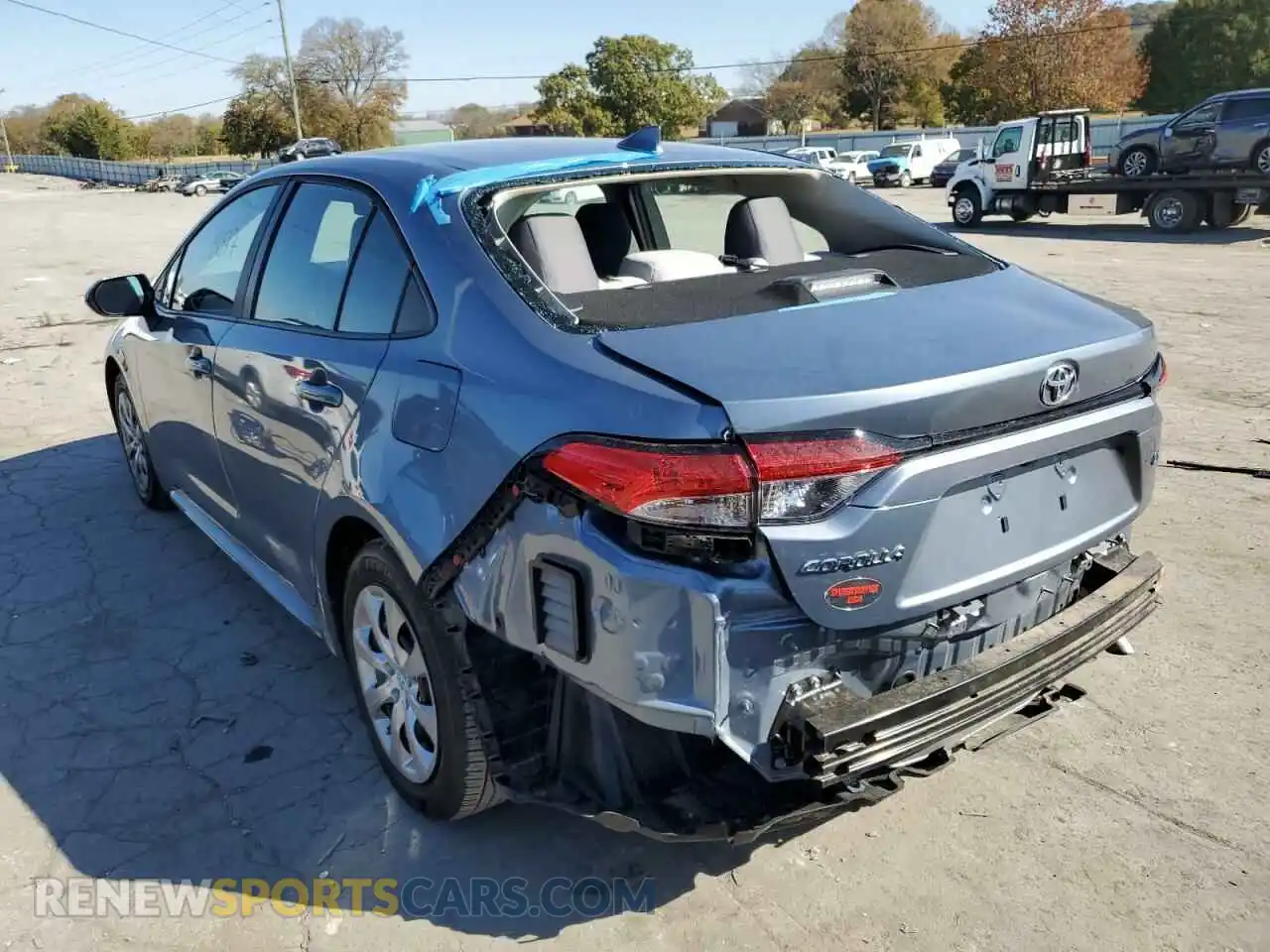 3 Photograph of a damaged car 5YFEPMAE4MP171283 TOYOTA COROLLA 2021