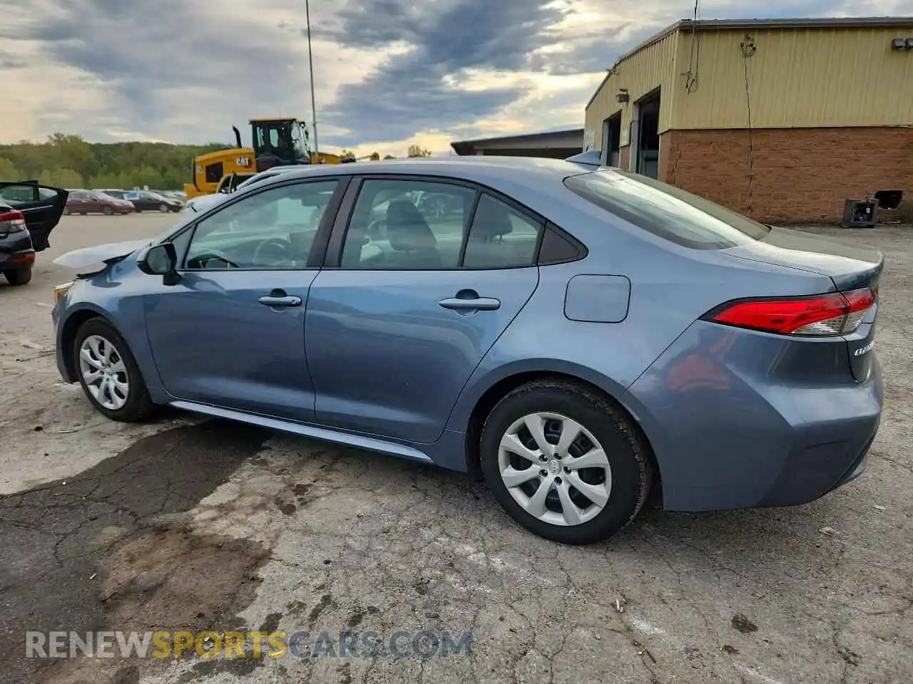 2 Photograph of a damaged car 5YFEPMAE4MP175186 TOYOTA COROLLA 2021