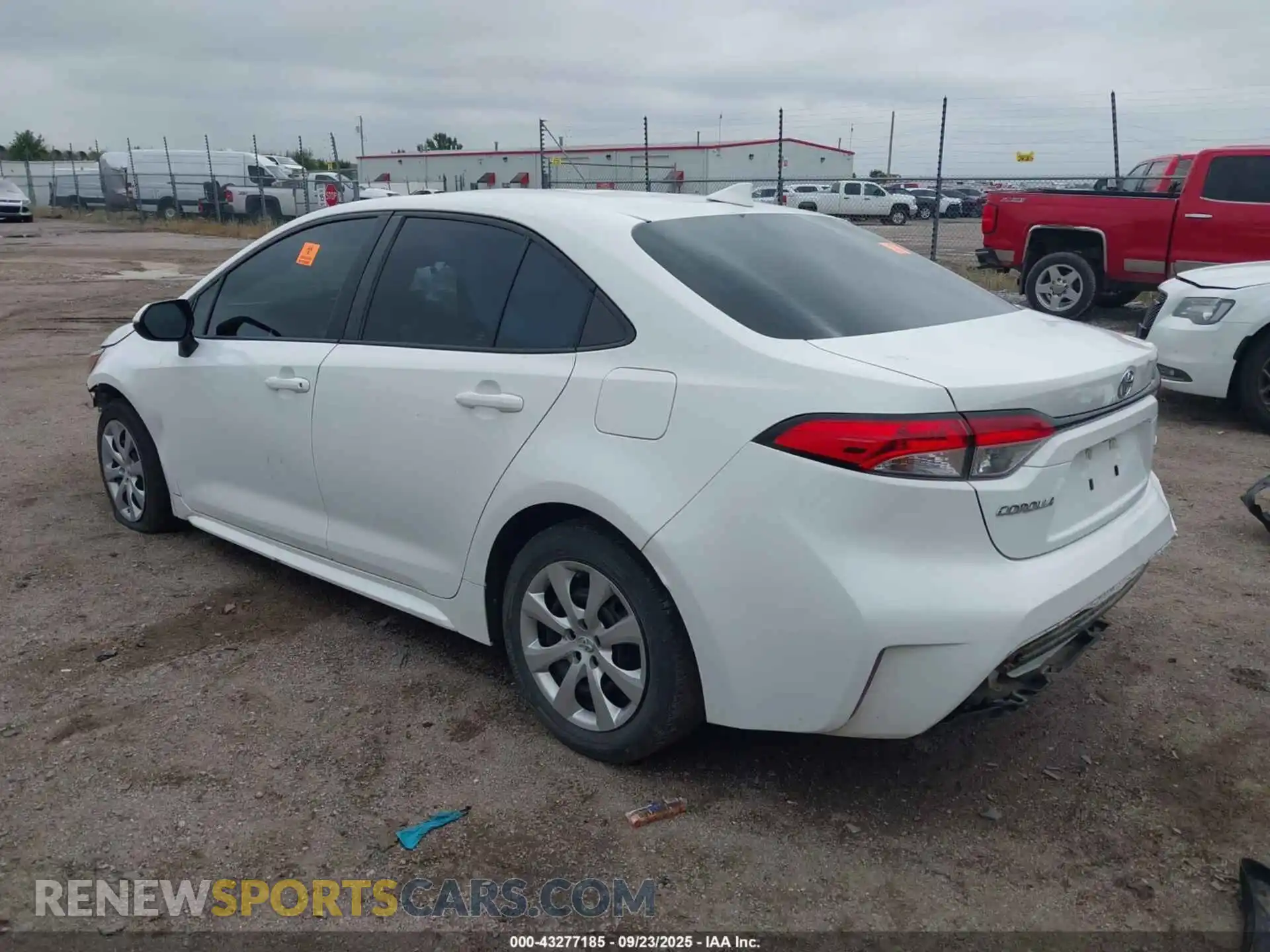 3 Фотография поврежденного автомобиля 5YFEPMAE4MP176855 TOYOTA COROLLA 2021