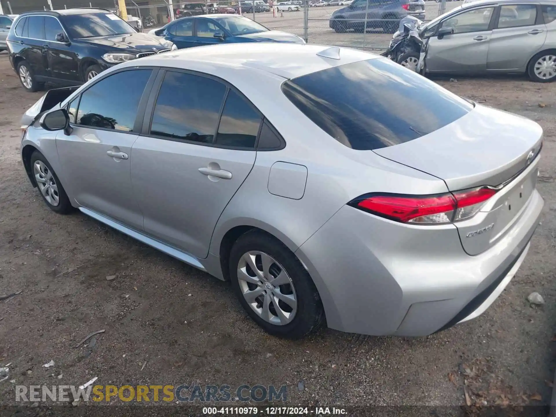 3 Photograph of a damaged car 5YFEPMAE4MP187791 TOYOTA COROLLA 2021
