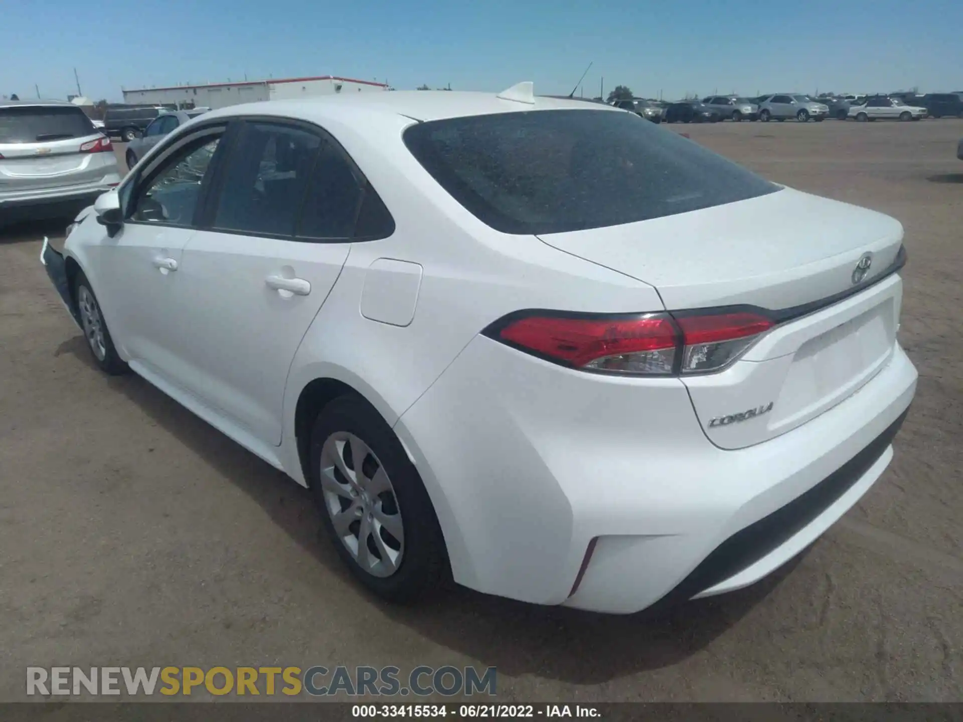 3 fotografías del automóvil dañado 5YFEPMAE4MP191033 TOYOTA COROLLA 2021