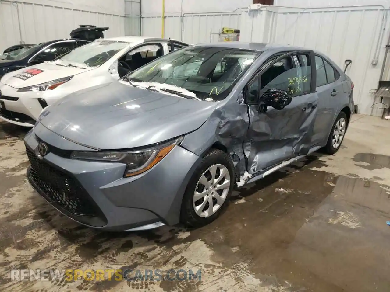 2 Photograph of a damaged car 5YFEPMAE4MP193283 TOYOTA COROLLA 2021