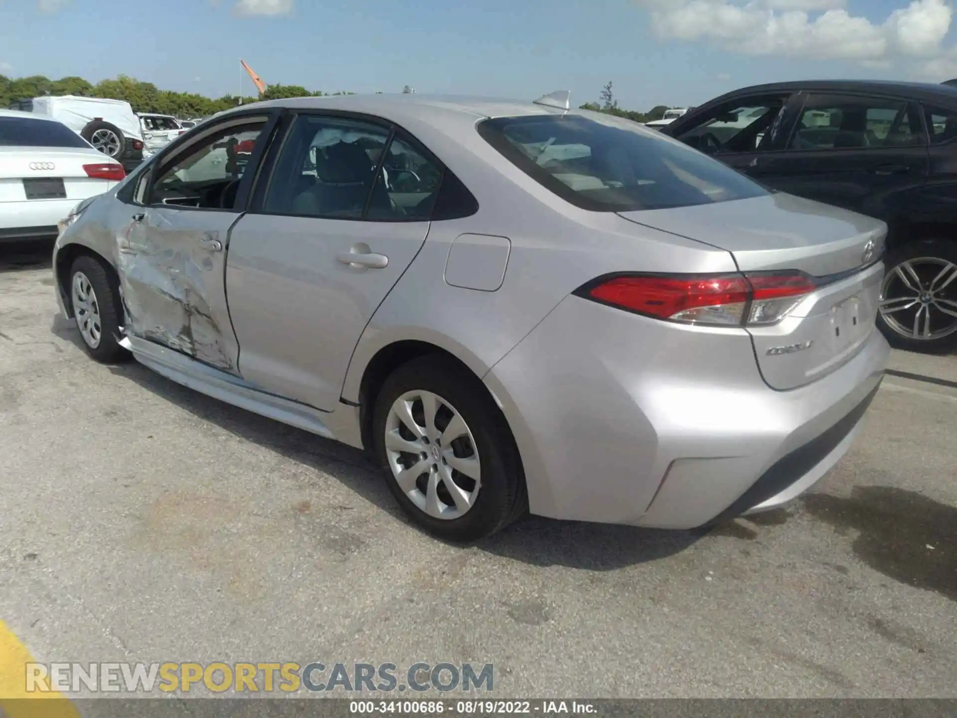 3 fotografías del automóvil dañado 5YFEPMAE4MP210129 TOYOTA COROLLA 2021