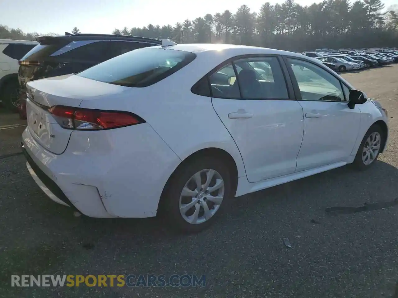 3 Photograph of a damaged car 5YFEPMAE4MP210339 TOYOTA COROLLA 2021