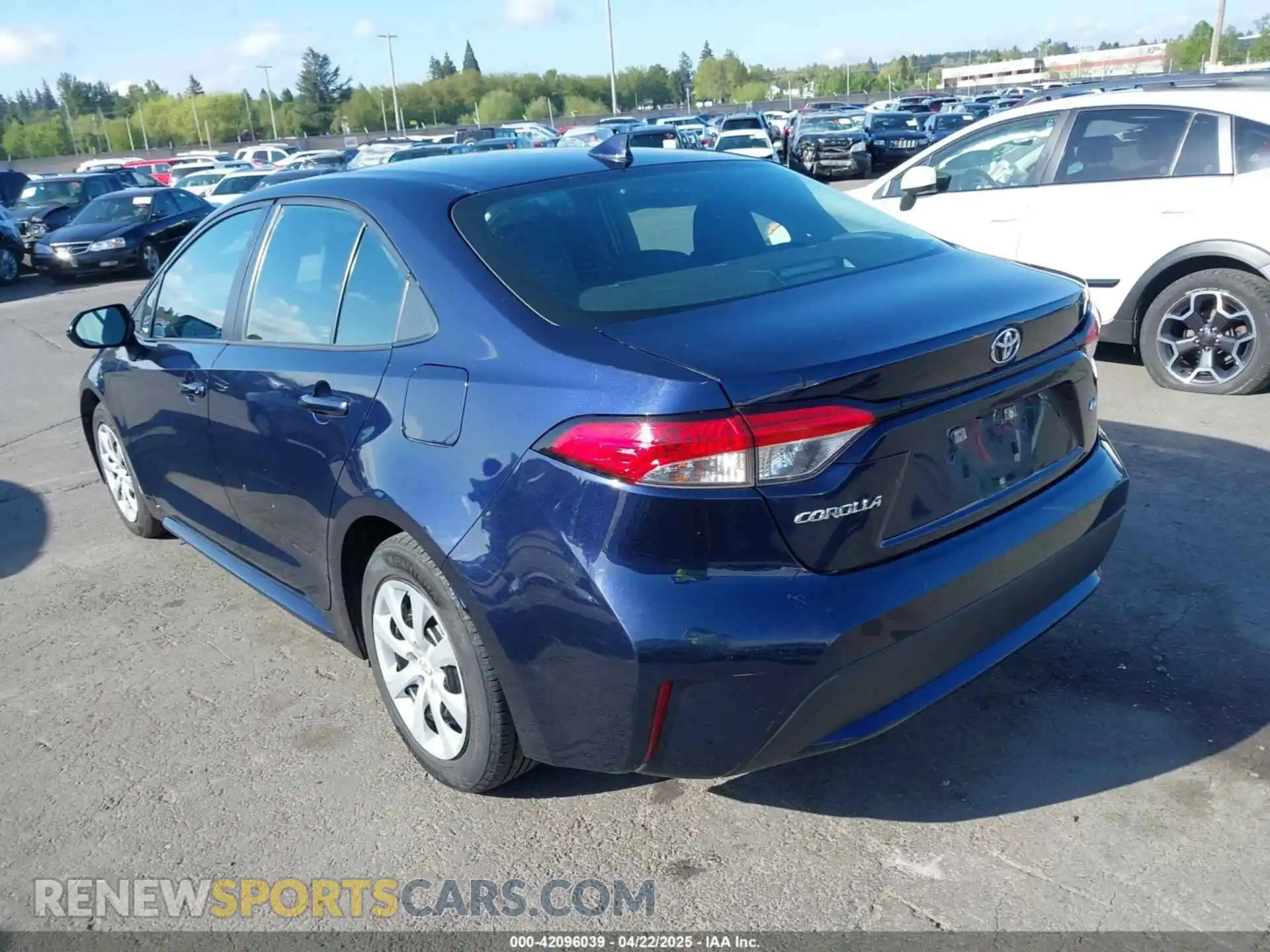3 Photograph of a damaged car 5YFEPMAE4MP210485 TOYOTA COROLLA 2021
