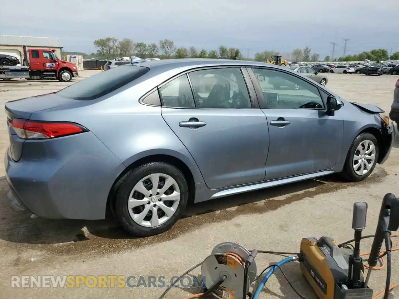 3 Photograph of a damaged car 5YFEPMAE4MP227738 TOYOTA COROLLA 2021