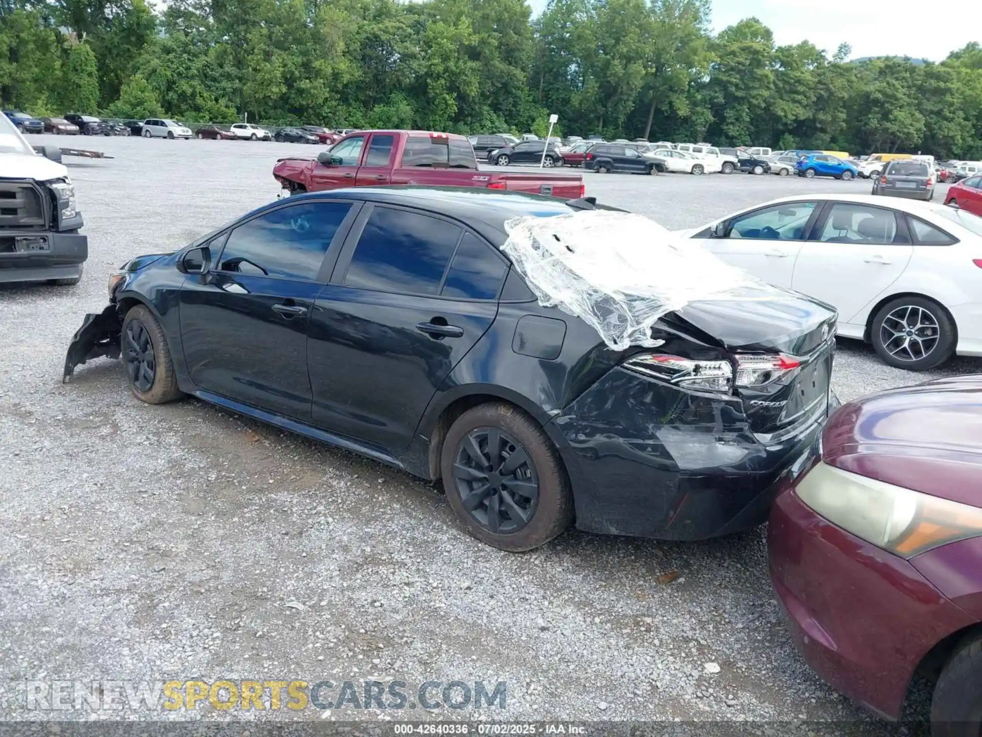 3 Photograph of a damaged car 5YFEPMAE4MP232003 TOYOTA COROLLA 2021