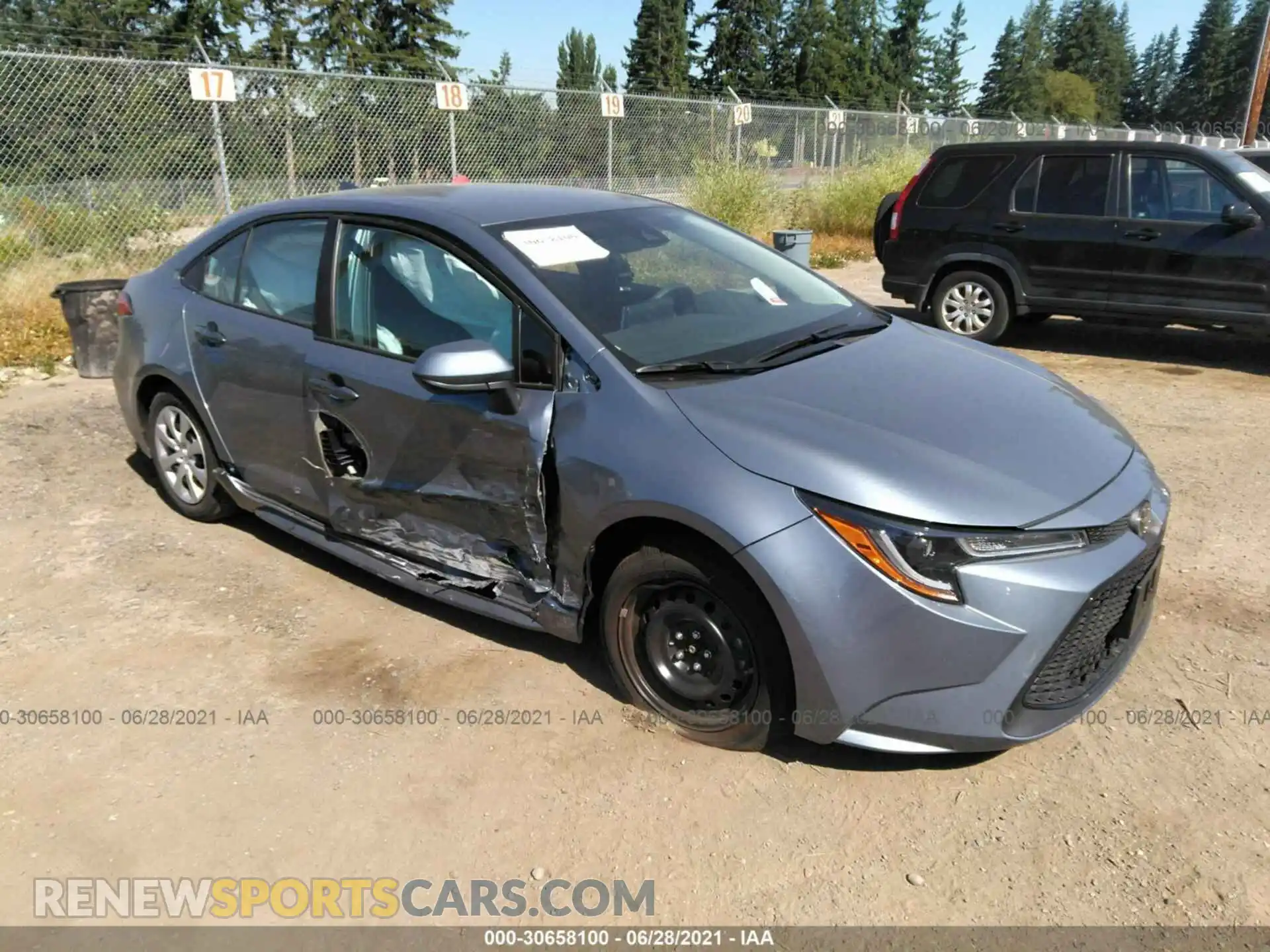 1 Photograph of a damaged car 5YFEPMAE4MP240487 TOYOTA COROLLA 2021