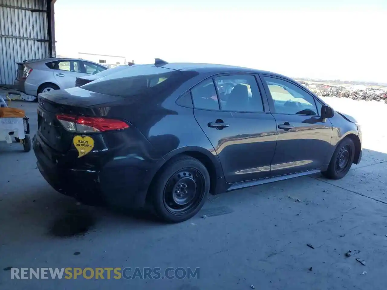 3 Photograph of a damaged car 5YFEPMAE4MP241395 TOYOTA COROLLA 2021