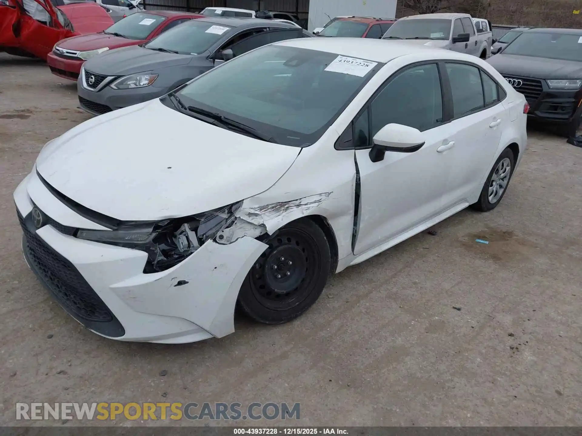 2 fotografías del automóvil dañado 5YFEPMAE4MP243616 TOYOTA COROLLA 2021