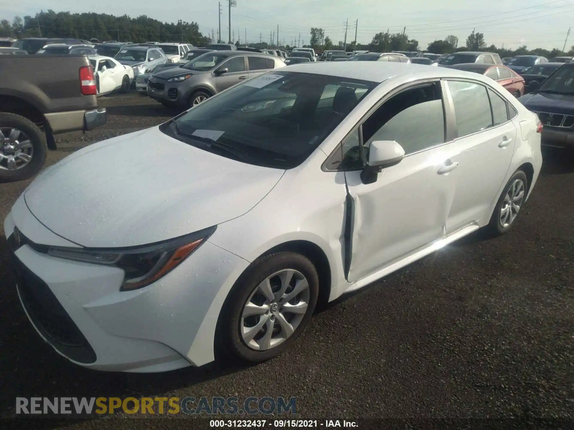 2 Photograph of a damaged car 5YFEPMAE4MP248444 TOYOTA COROLLA 2021