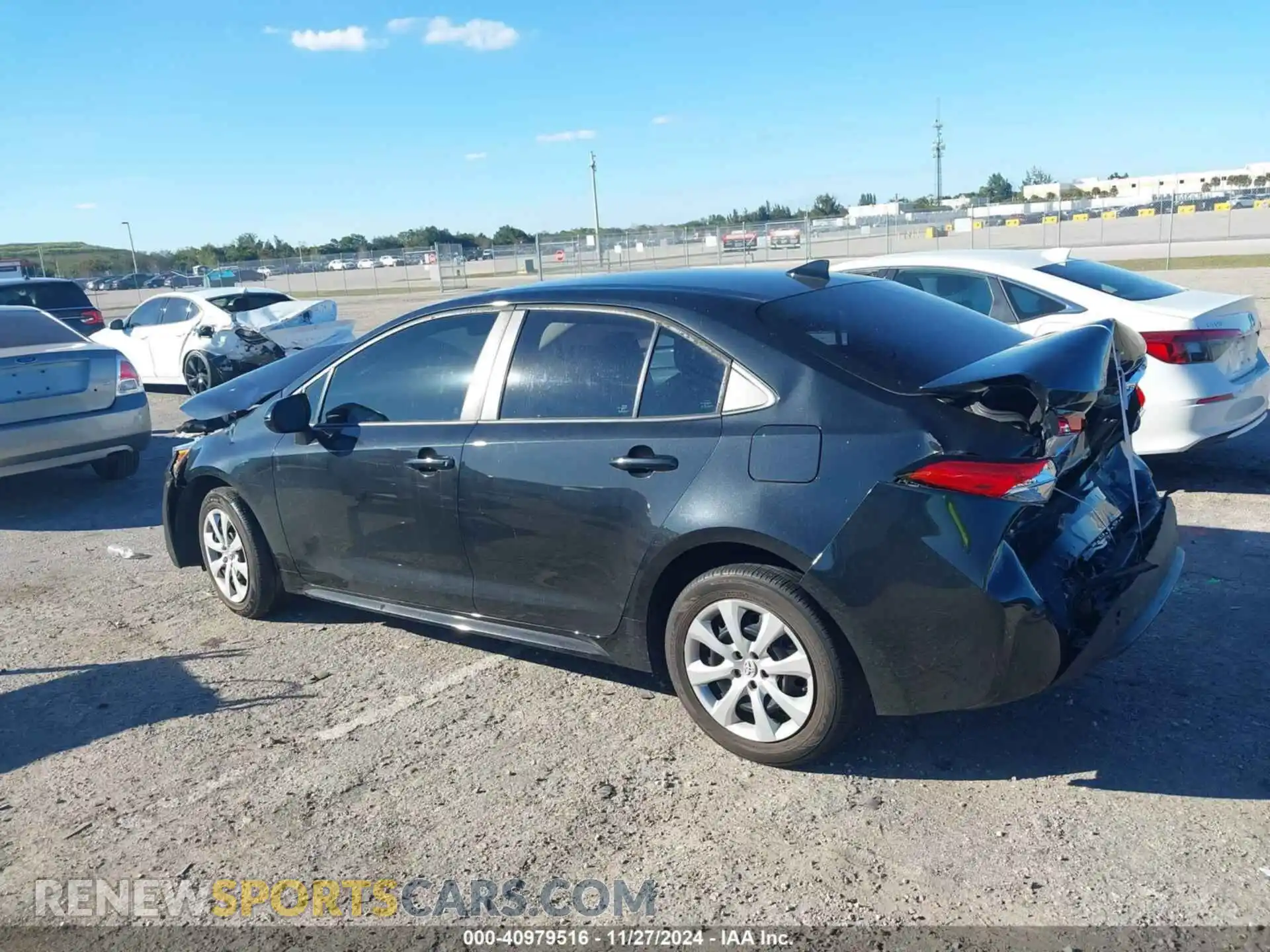 3 Photograph of a damaged car 5YFEPMAE4MP255071 TOYOTA COROLLA 2021