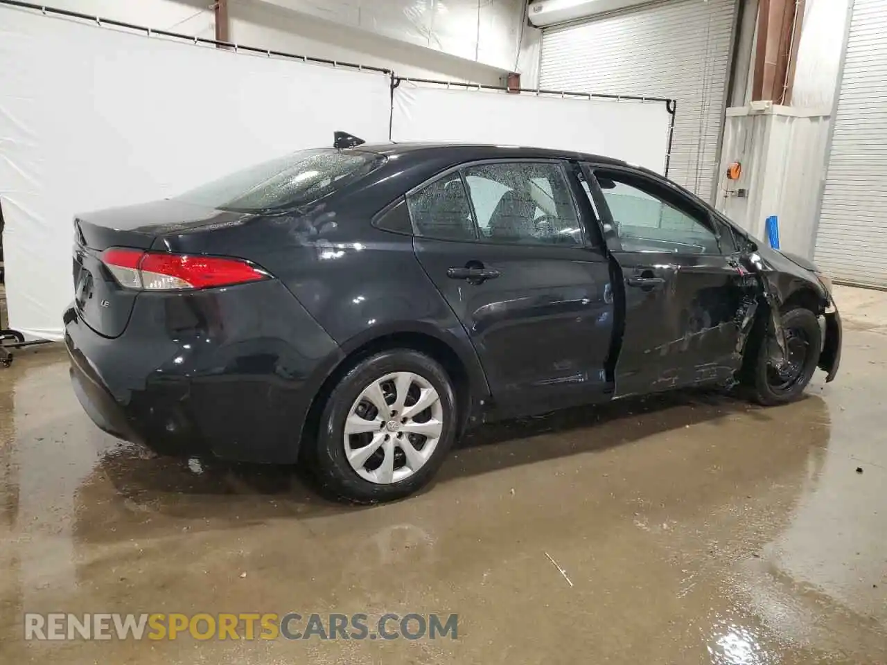 3 Photograph of a damaged car 5YFEPMAE4MP255684 TOYOTA COROLLA 2021