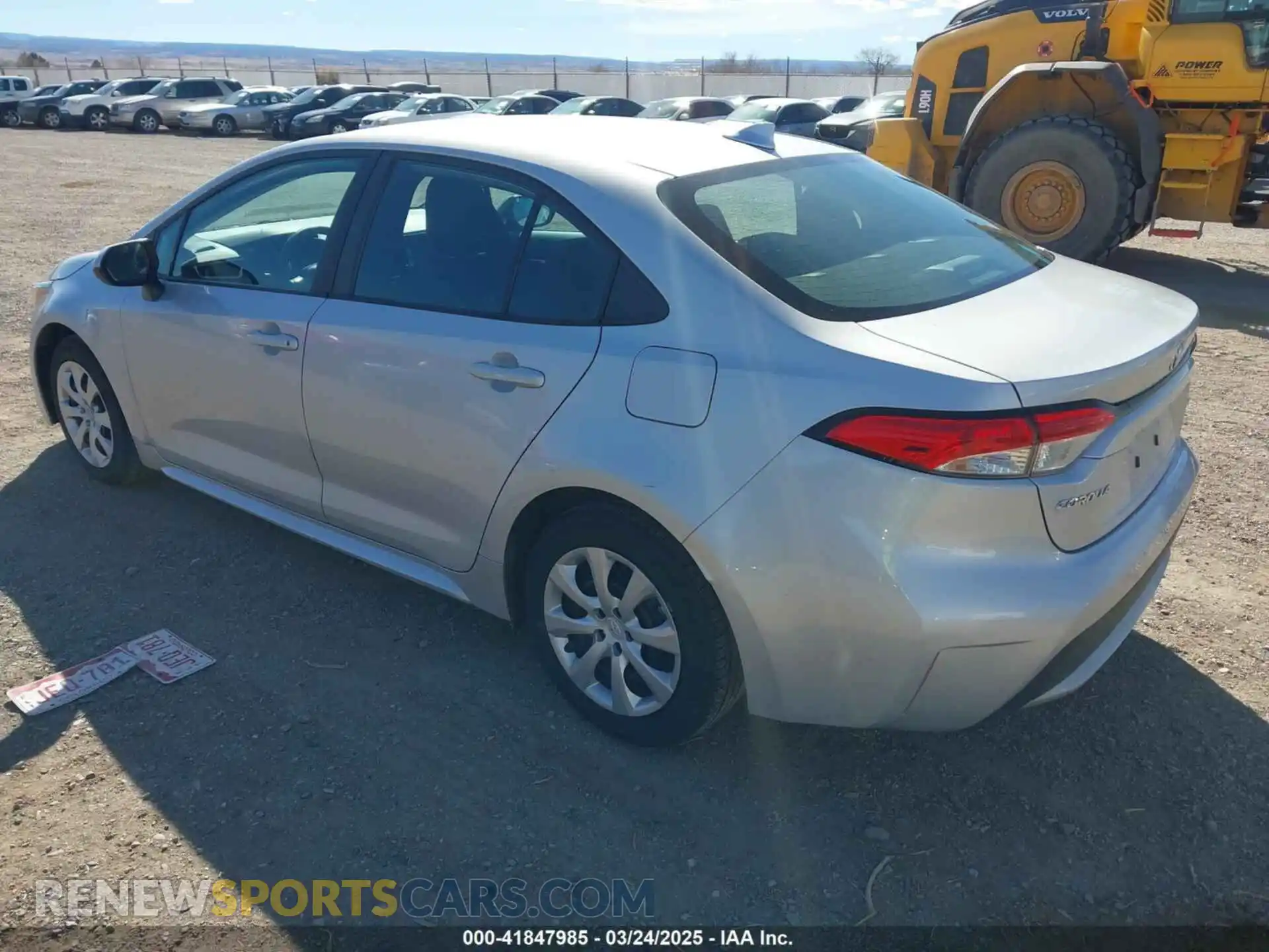 3 Photograph of a damaged car 5YFEPMAE4MP260268 TOYOTA COROLLA 2021