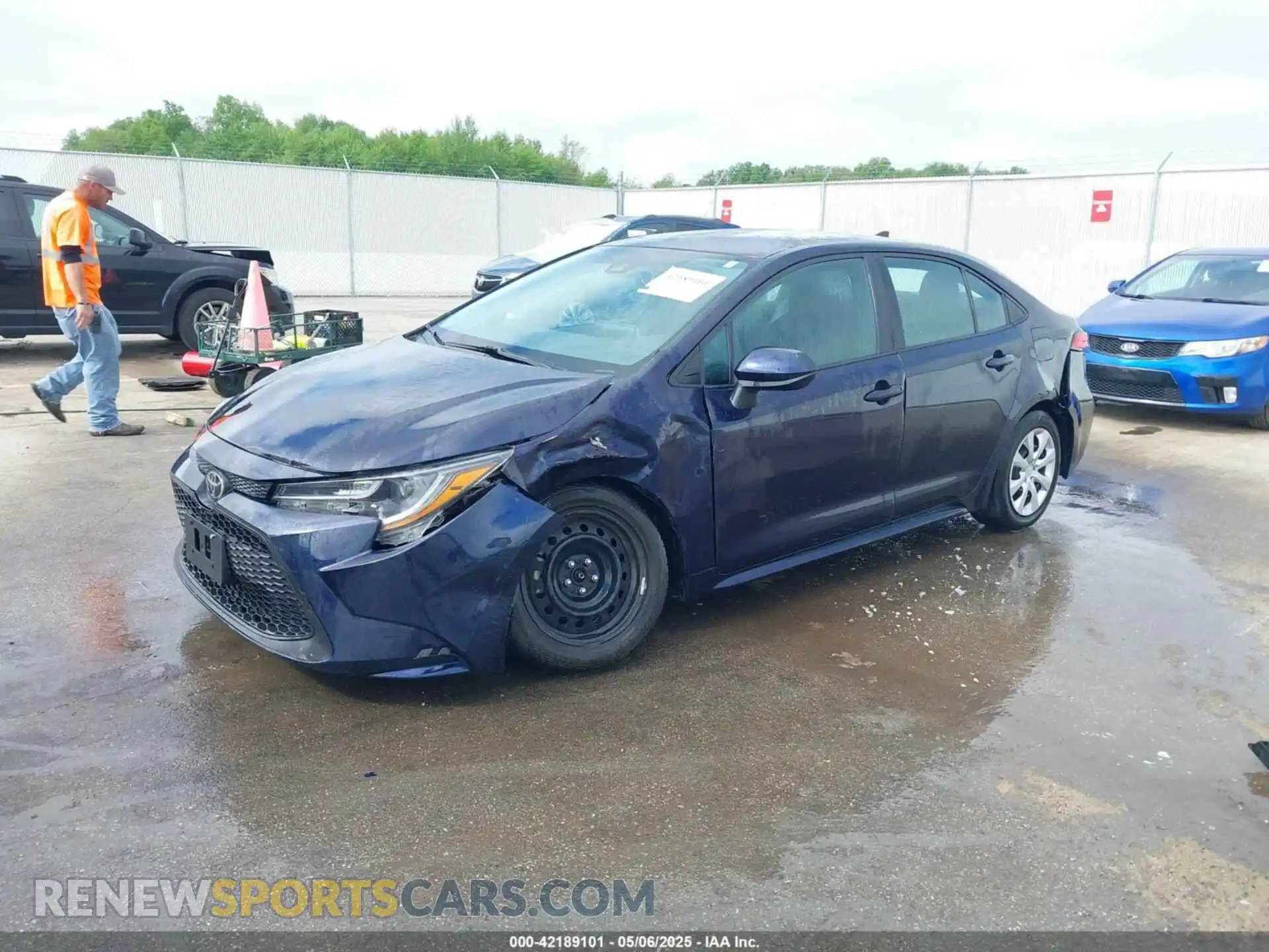 2 Photograph of a damaged car 5YFEPMAE4MP260948 TOYOTA COROLLA 2021