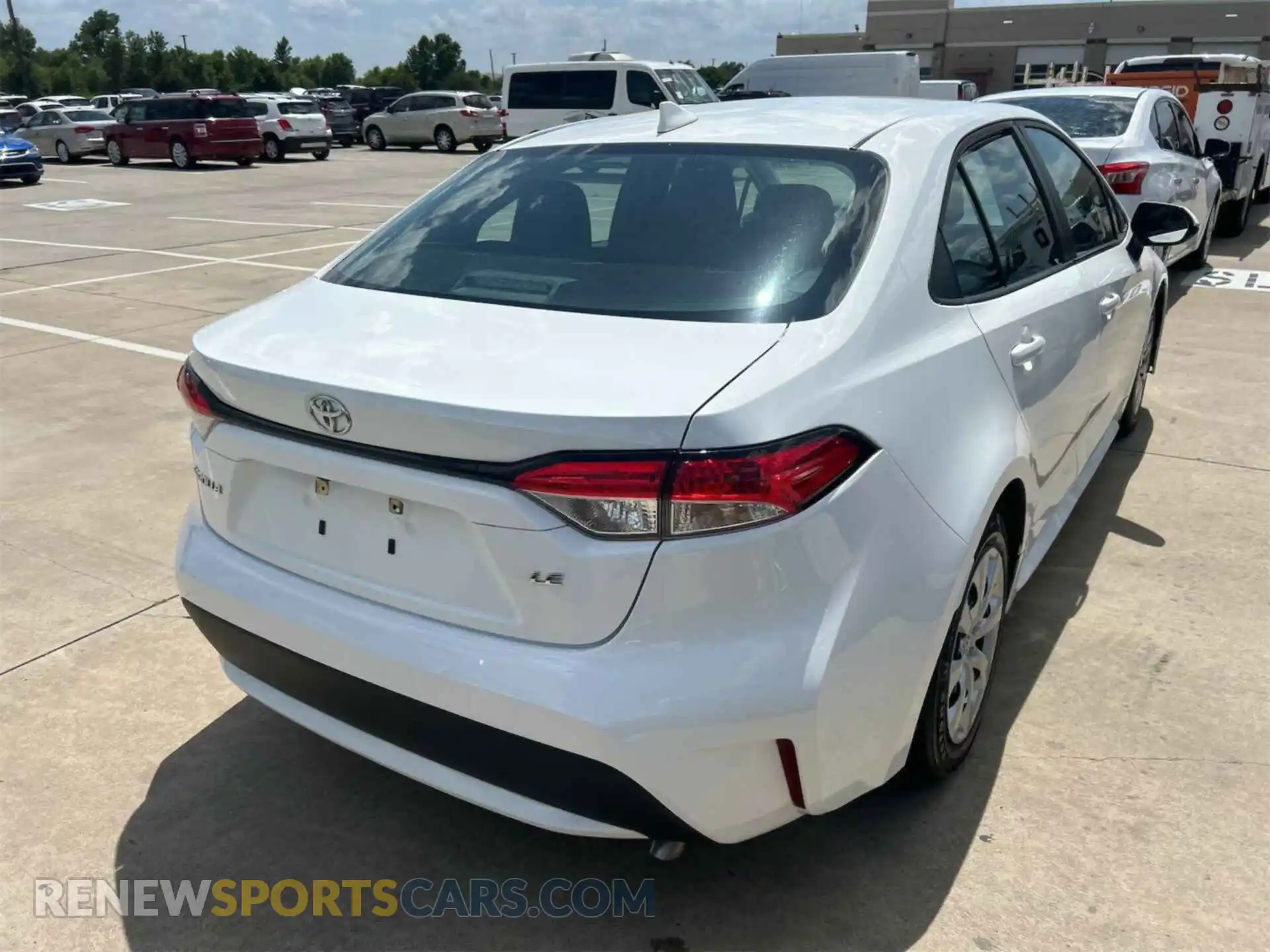 2 Photograph of a damaged car 5YFEPMAE4MP262912 TOYOTA COROLLA 2021