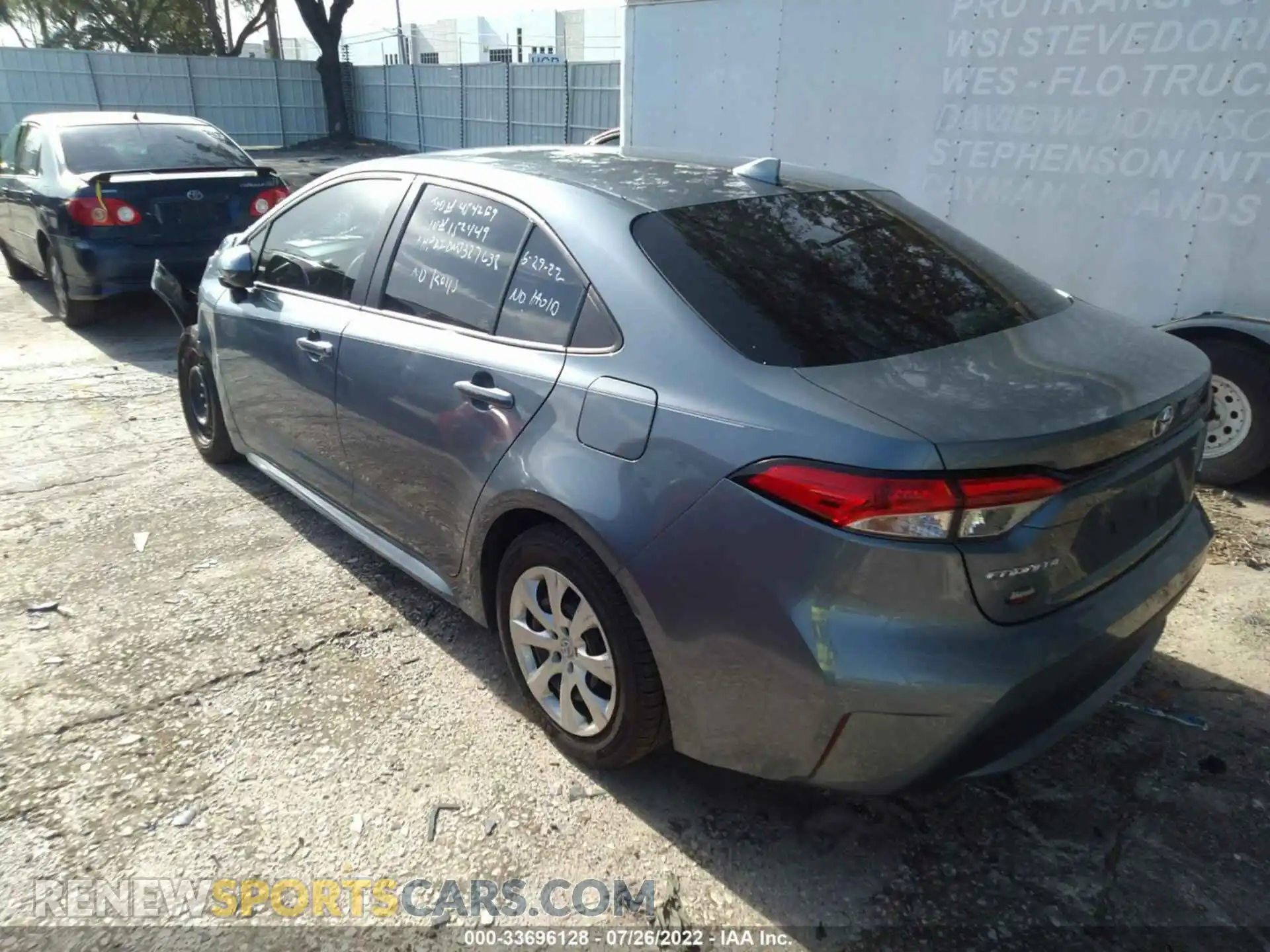 3 Photograph of a damaged car 5YFEPMAE5MP152449 TOYOTA COROLLA 2021