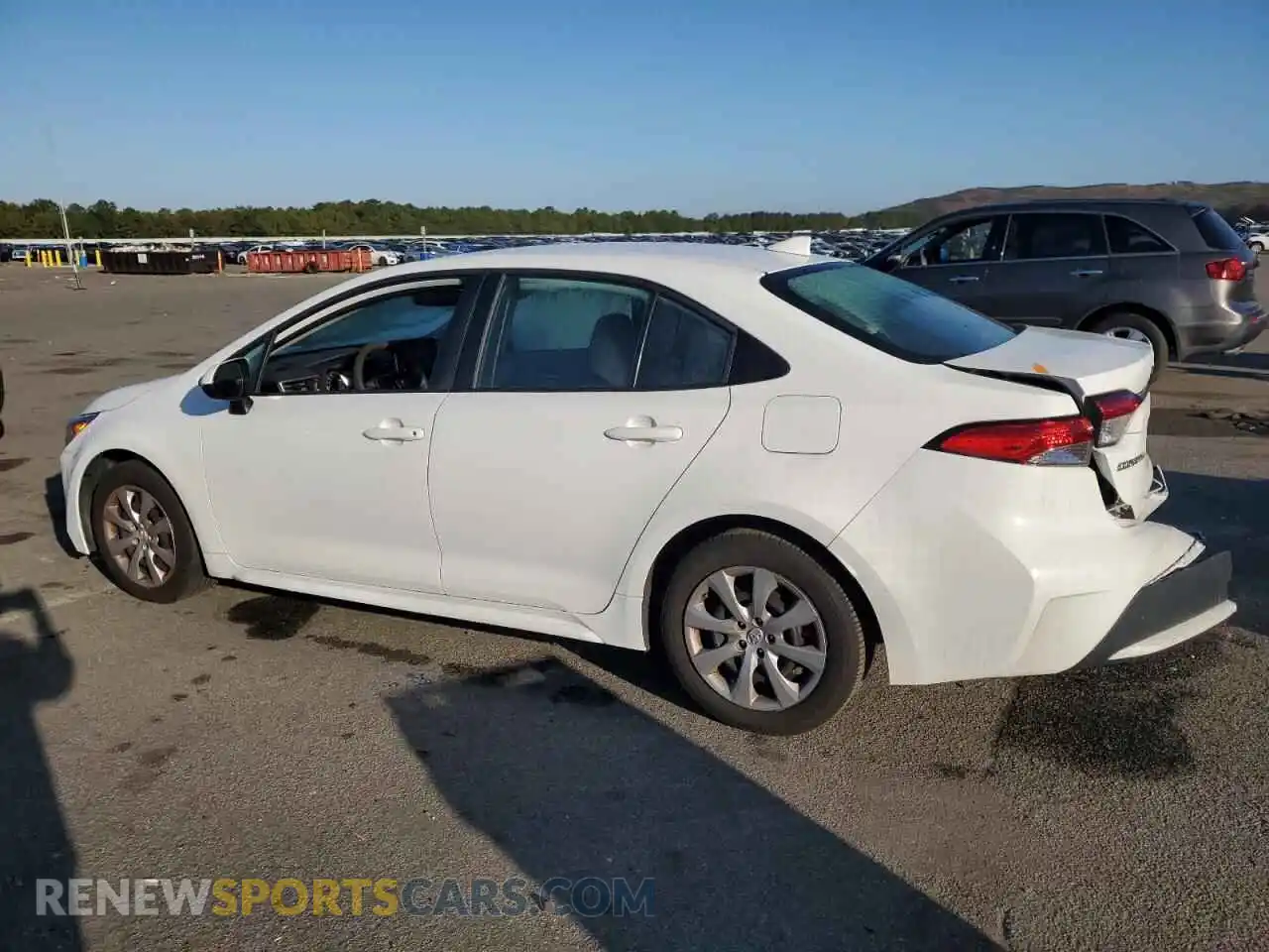 2 Photograph of a damaged car 5YFEPMAE5MP165427 TOYOTA COROLLA 2021