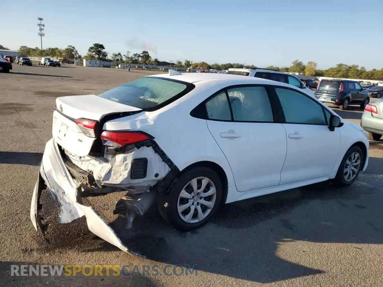 3 Photograph of a damaged car 5YFEPMAE5MP165427 TOYOTA COROLLA 2021
