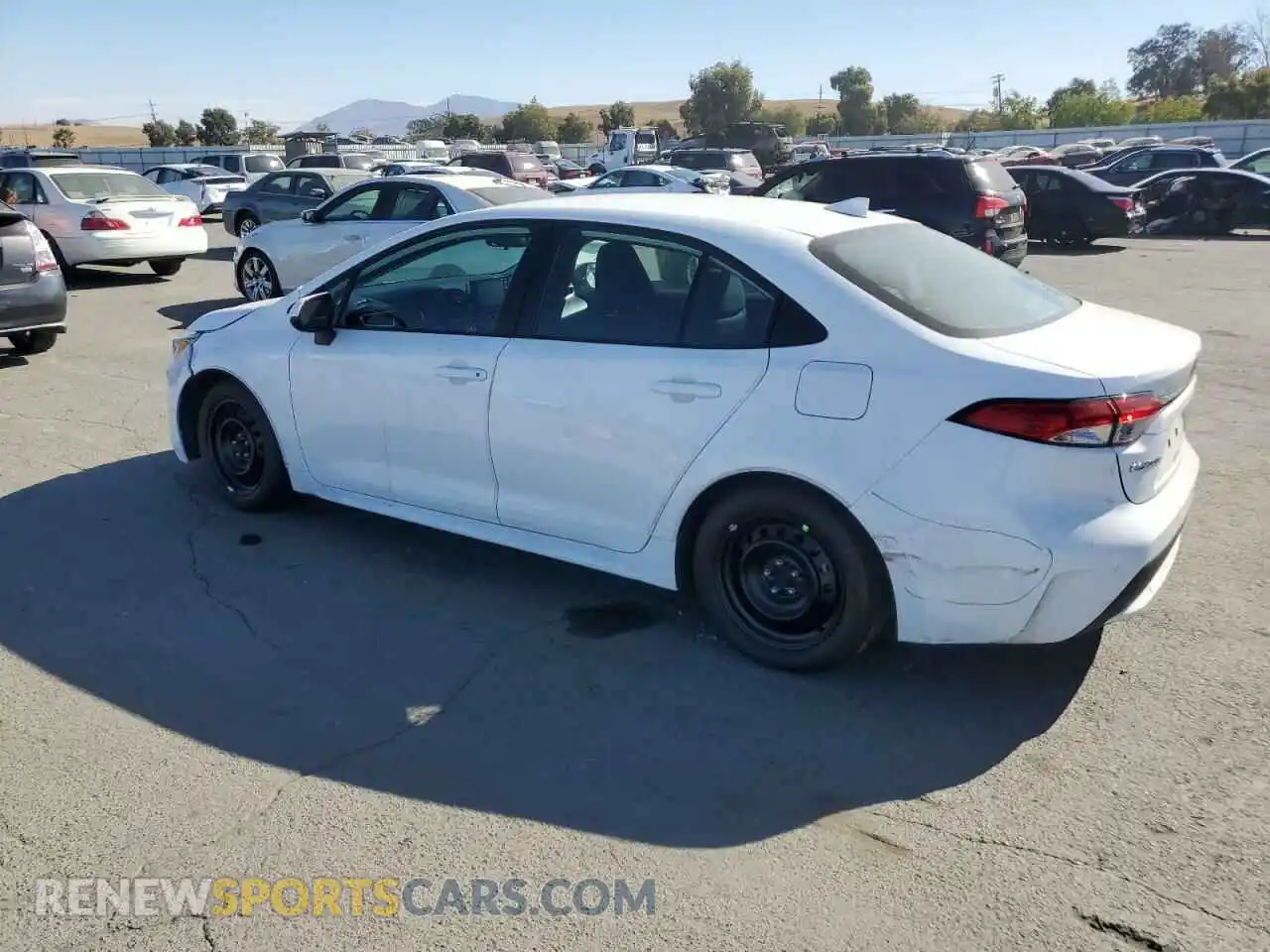 2 Photograph of a damaged car 5YFEPMAE5MP165492 TOYOTA COROLLA 2021