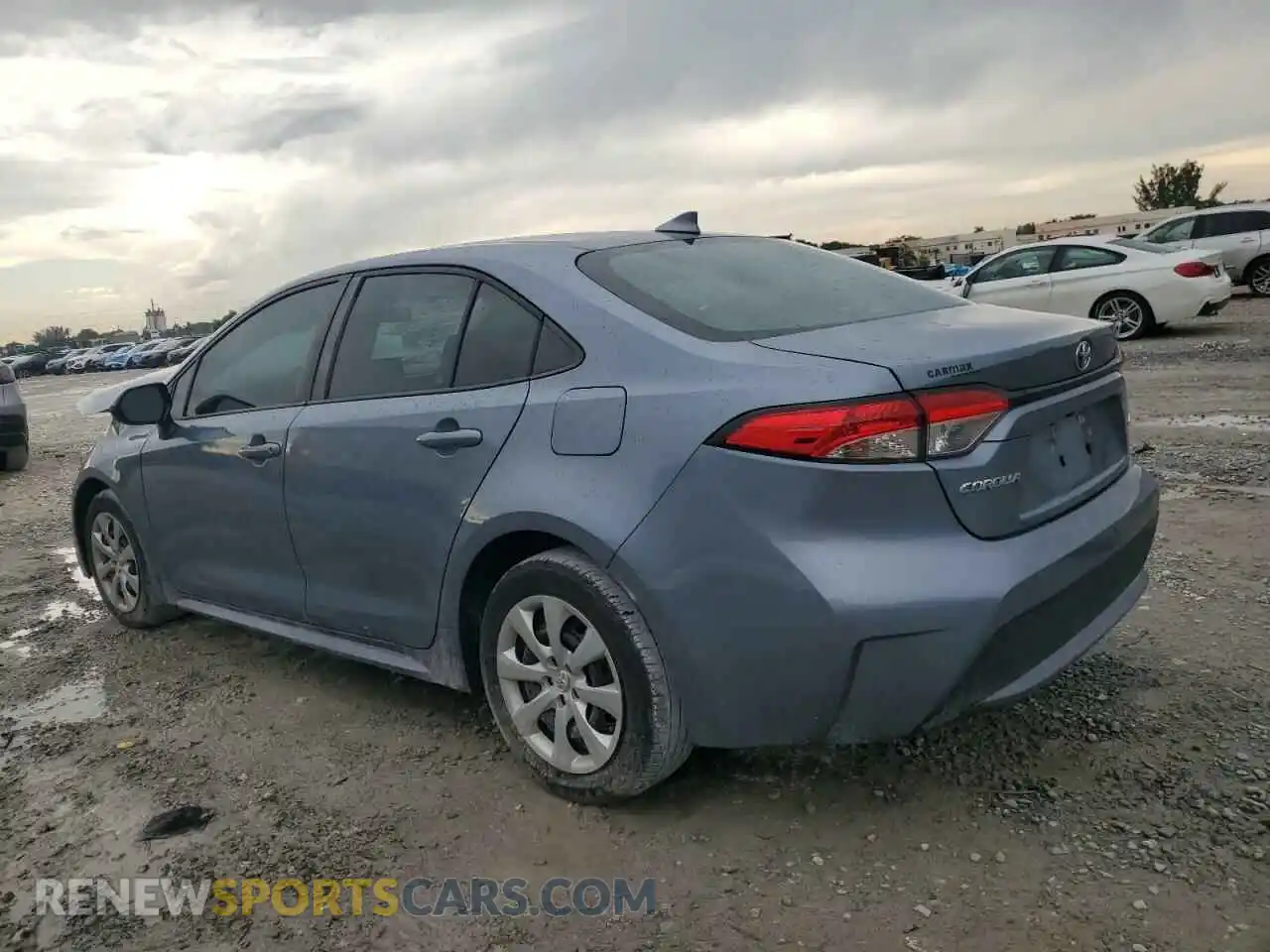 2 Photograph of a damaged car 5YFEPMAE5MP165511 TOYOTA COROLLA 2021
