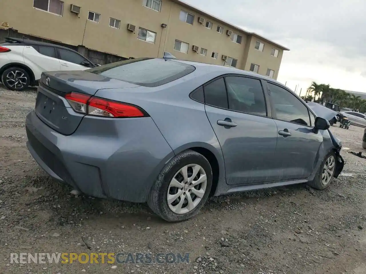 3 Photograph of a damaged car 5YFEPMAE5MP165511 TOYOTA COROLLA 2021