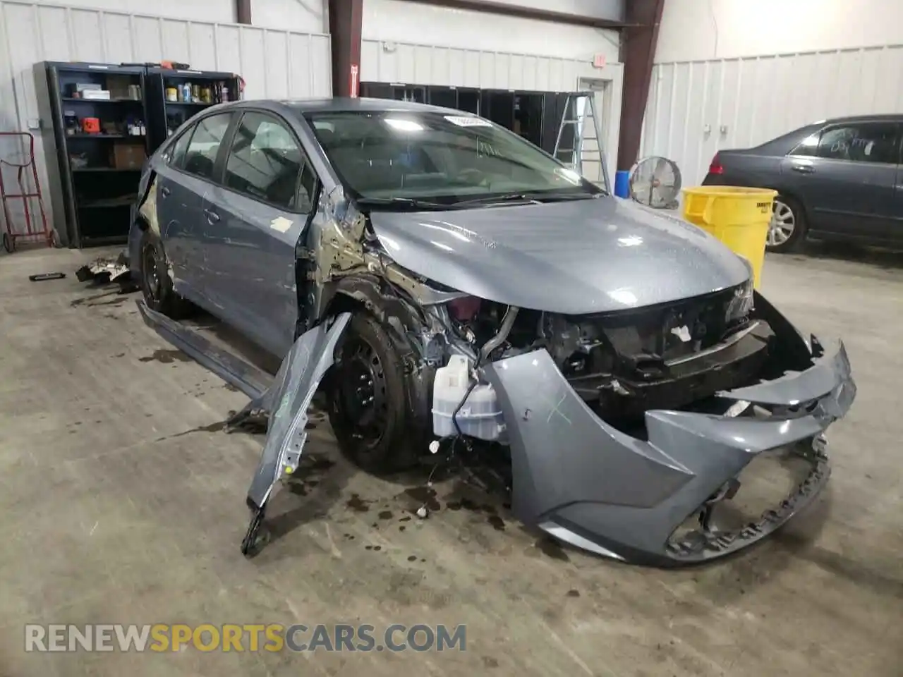 1 Photograph of a damaged car 5YFEPMAE5MP165587 TOYOTA COROLLA 2021
