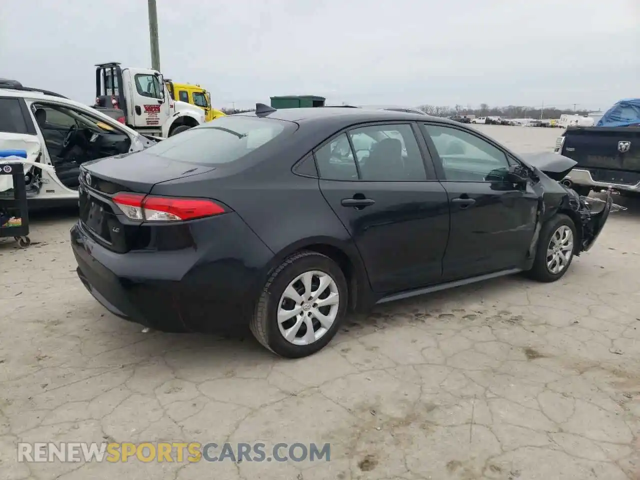3 Photograph of a damaged car 5YFEPMAE5MP166593 TOYOTA COROLLA 2021