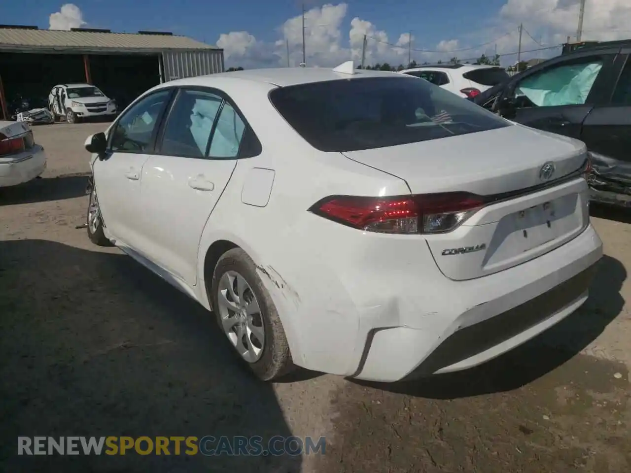 3 Photograph of a damaged car 5YFEPMAE5MP170482 TOYOTA COROLLA 2021