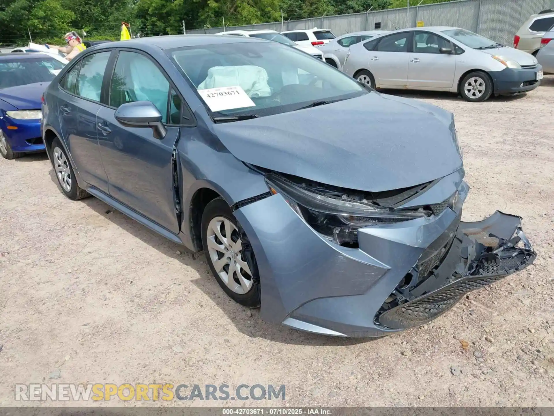 1 Photograph of a damaged car 5YFEPMAE5MP181255 TOYOTA COROLLA 2021