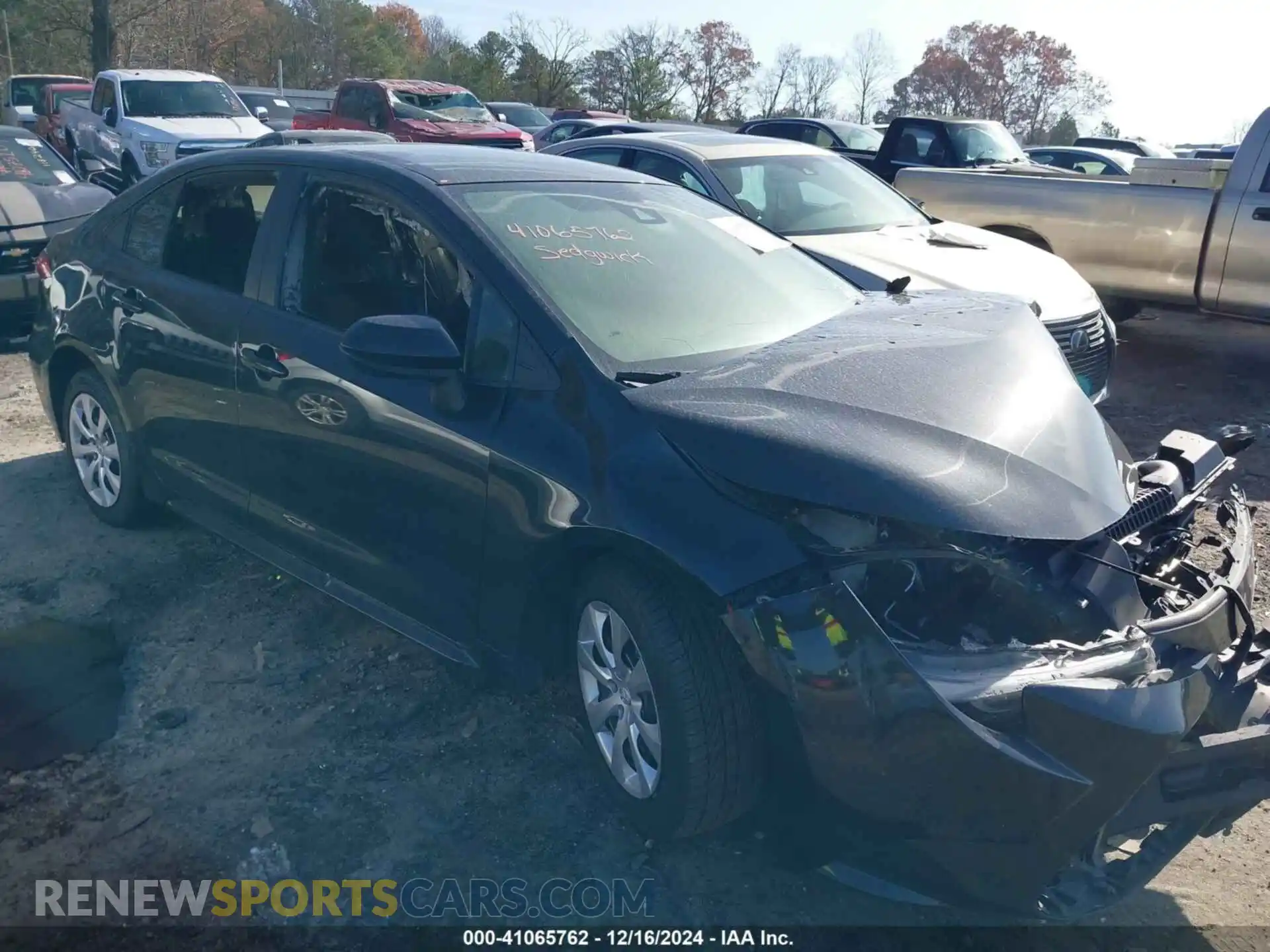 1 Photograph of a damaged car 5YFEPMAE5MP191350 TOYOTA COROLLA 2021