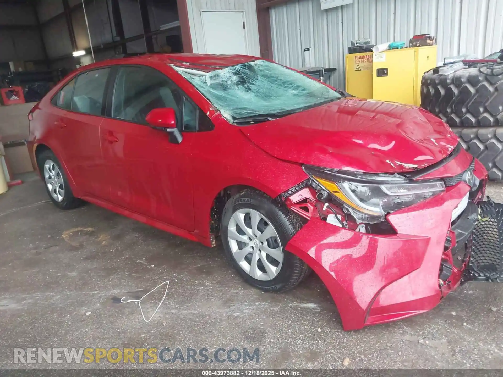 1 Photograph of a damaged car 5YFEPMAE5MP197536 TOYOTA COROLLA 2021