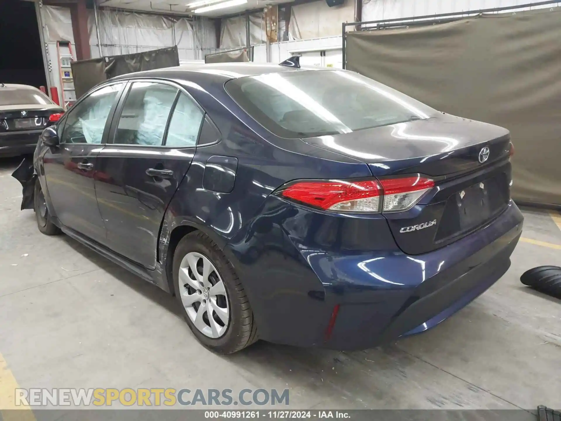 3 Photograph of a damaged car 5YFEPMAE5MP203660 TOYOTA COROLLA 2021