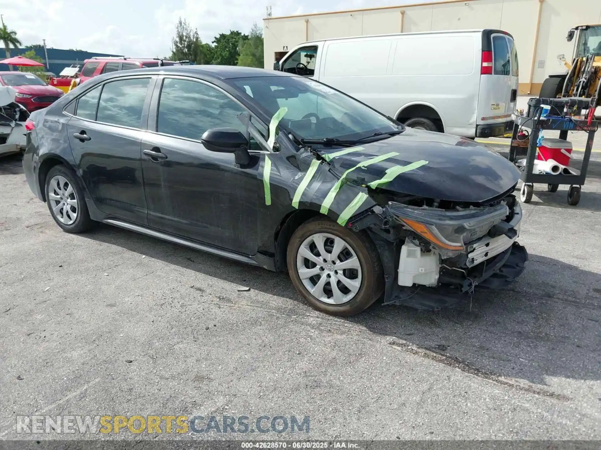 1 Photograph of a damaged car 5YFEPMAE5MP203674 TOYOTA COROLLA 2021