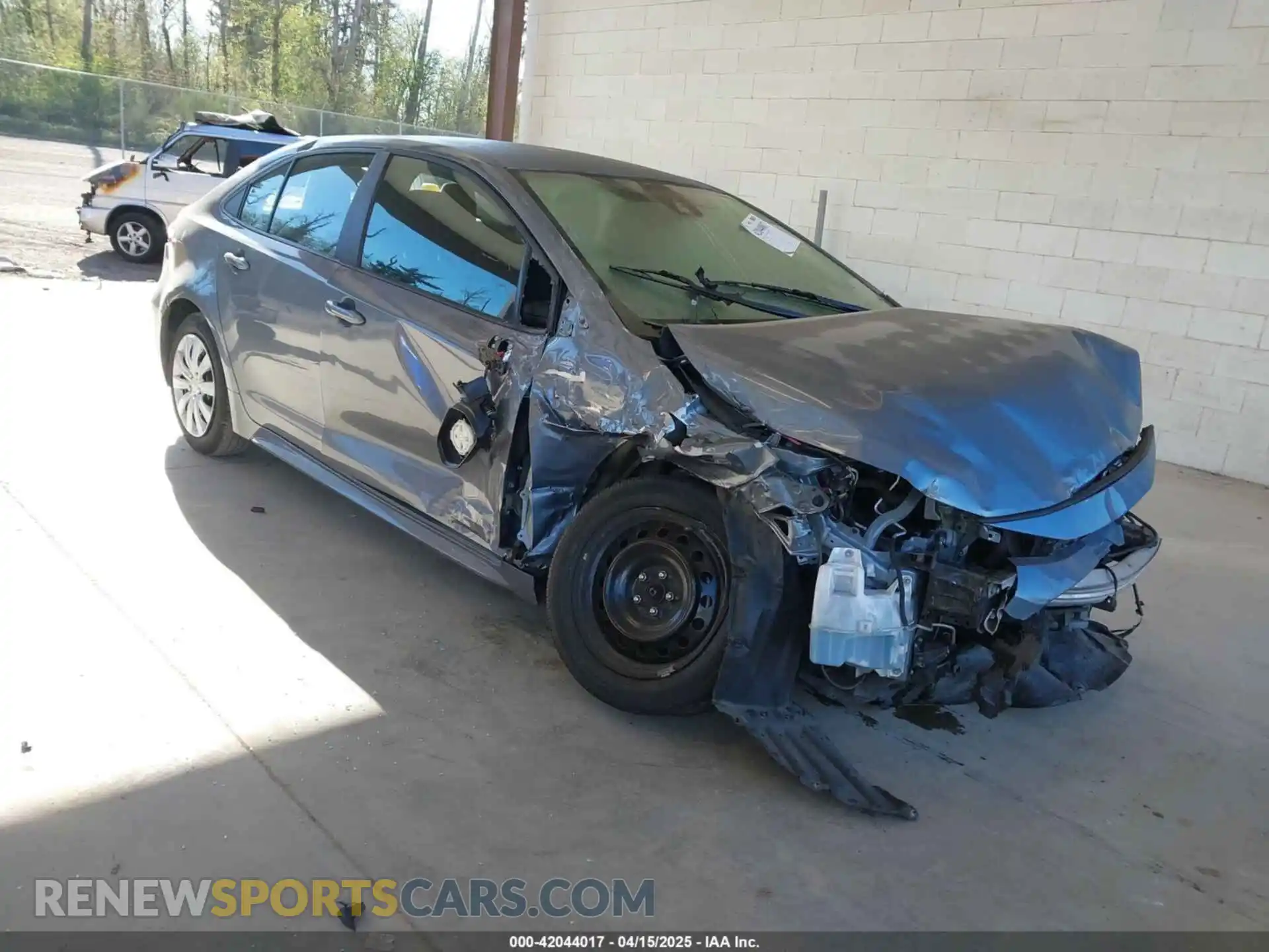 1 Фотография поврежденного автомобиля 5YFEPMAE5MP204274 TOYOTA COROLLA 2021