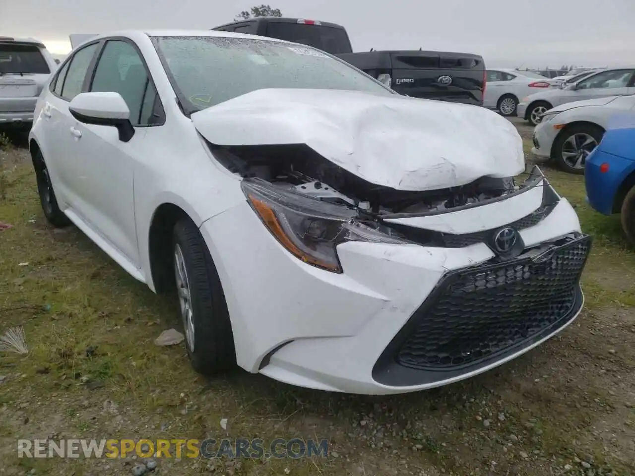 1 Photograph of a damaged car 5YFEPMAE5MP205697 TOYOTA COROLLA 2021