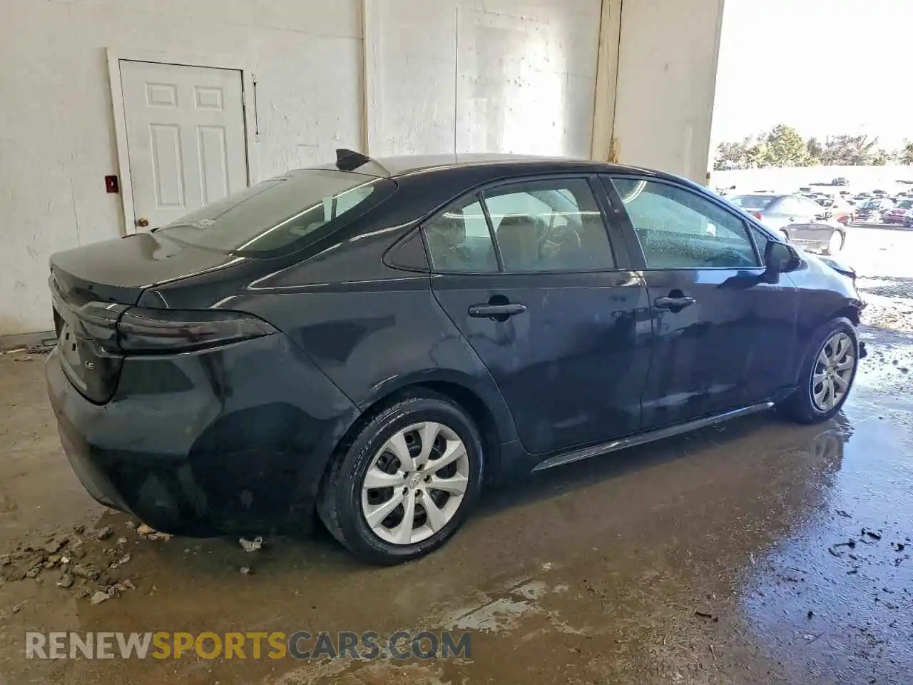 3 Photograph of a damaged car 5YFEPMAE5MP210818 TOYOTA COROLLA 2021