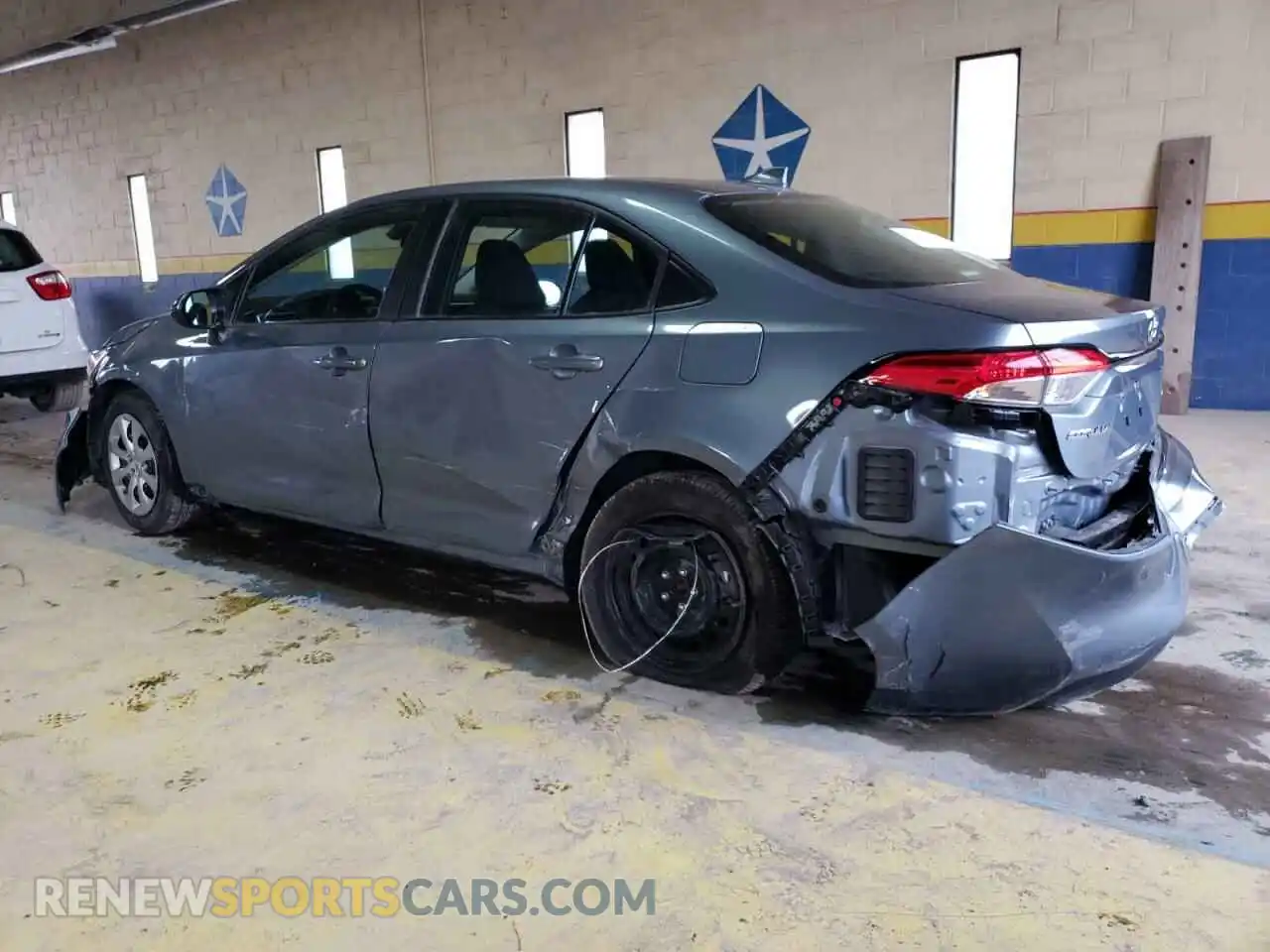 2 Фотография поврежденного автомобиля 5YFEPMAE5MP211726 TOYOTA COROLLA 2021