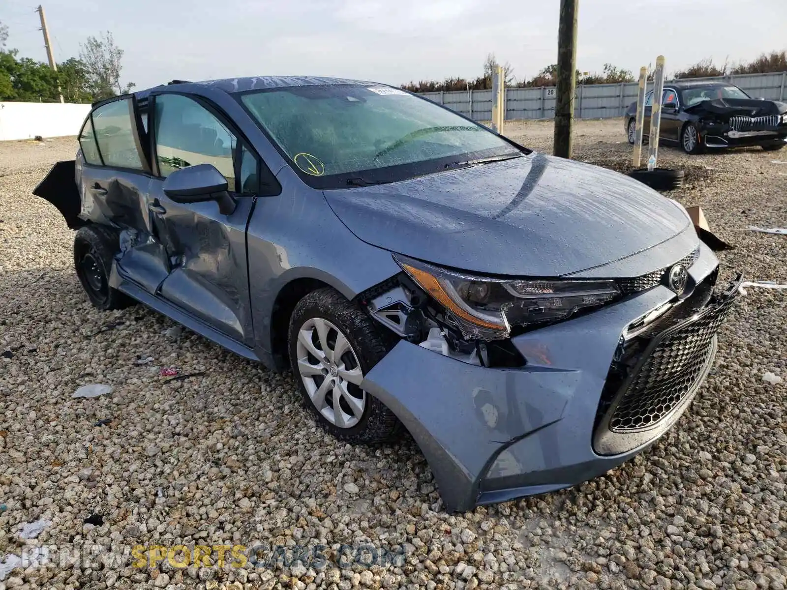 1 Photograph of a damaged car 5YFEPMAE5MP223116 TOYOTA COROLLA 2021