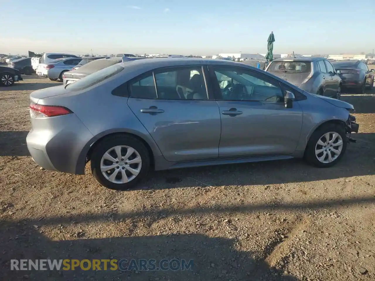 3 Photograph of a damaged car 5YFEPMAE5MP223133 TOYOTA COROLLA 2021