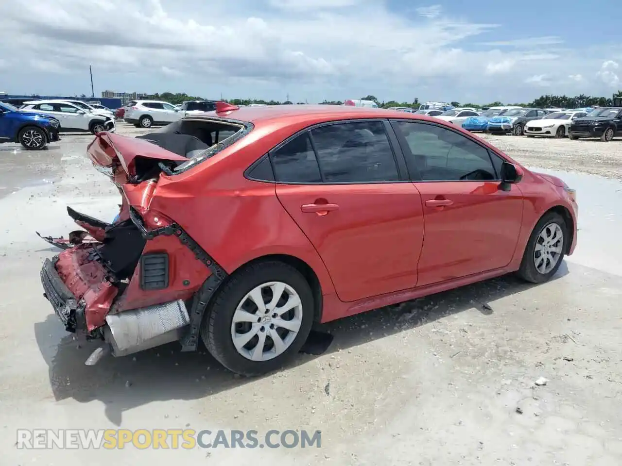 3 Photograph of a damaged car 5YFEPMAE5MP223696 TOYOTA COROLLA 2021