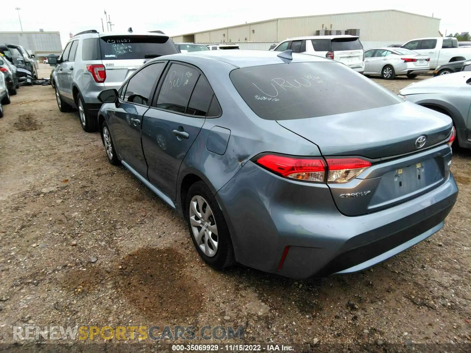 3 Photograph of a damaged car 5YFEPMAE5MP236576 TOYOTA COROLLA 2021