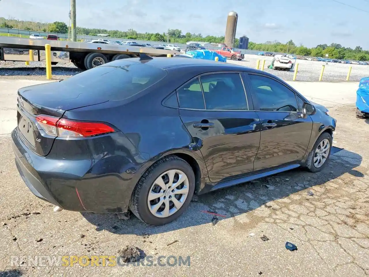 3 Photograph of a damaged car 5YFEPMAE5MP241549 TOYOTA COROLLA 2021