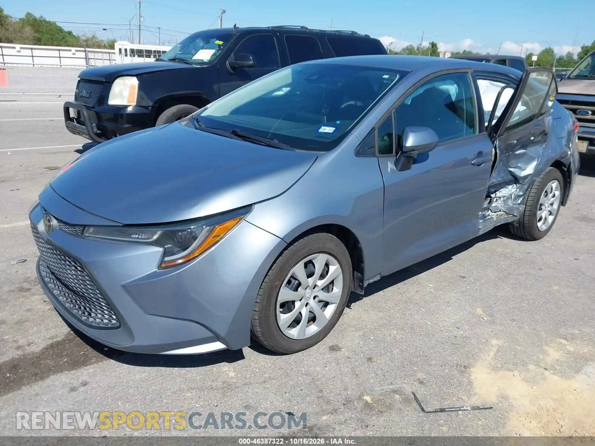 2 Photograph of a damaged car 5YFEPMAE5MP247450 TOYOTA COROLLA 2021