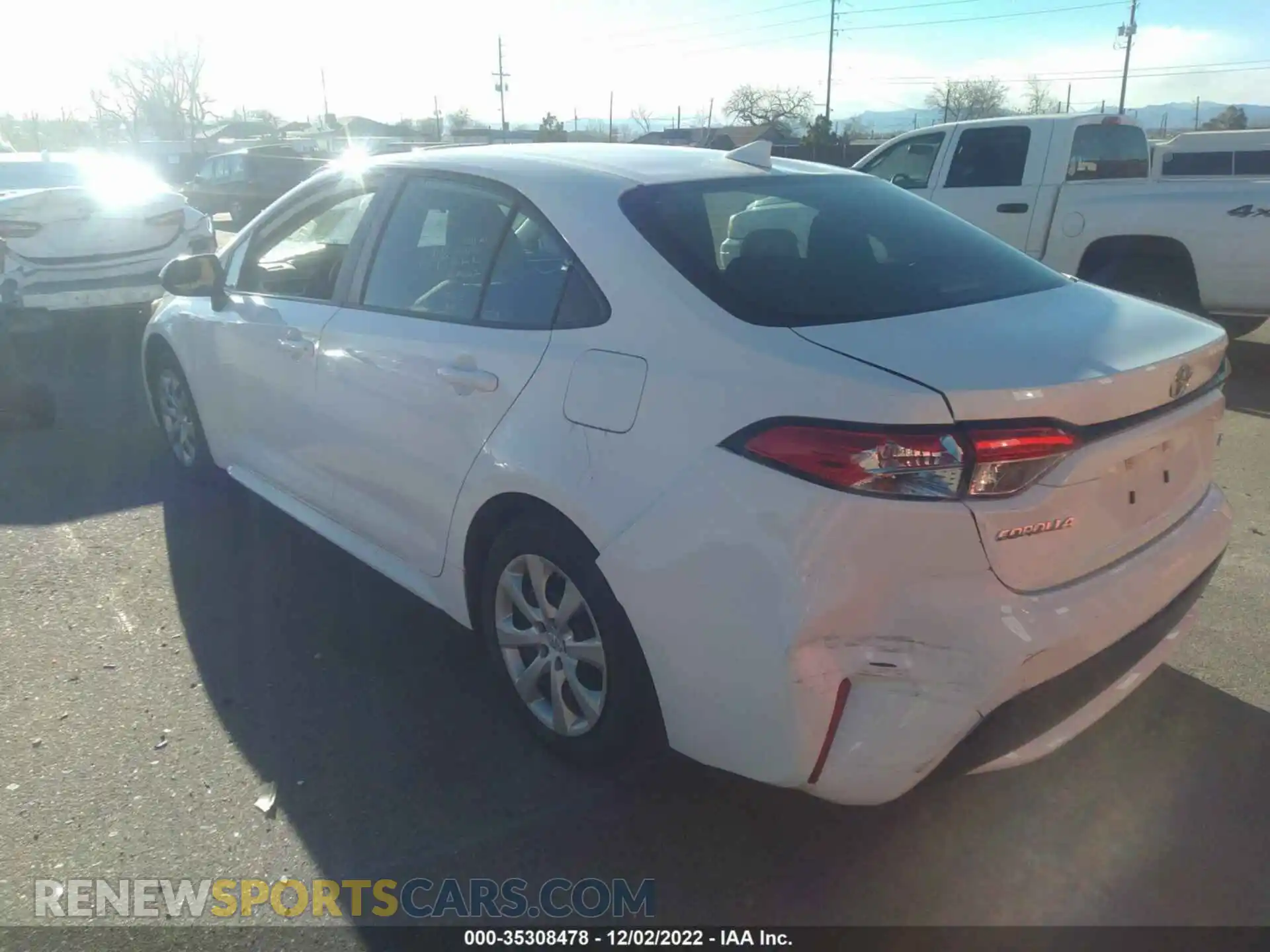 3 Photograph of a damaged car 5YFEPMAE5MP250395 TOYOTA COROLLA 2021