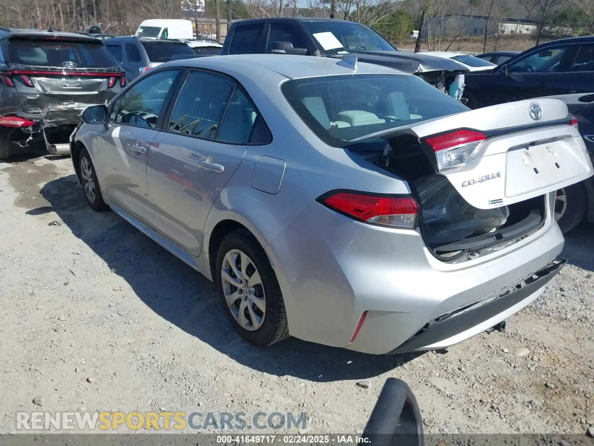 3 Photograph of a damaged car 5YFEPMAE5MP254186 TOYOTA COROLLA 2021