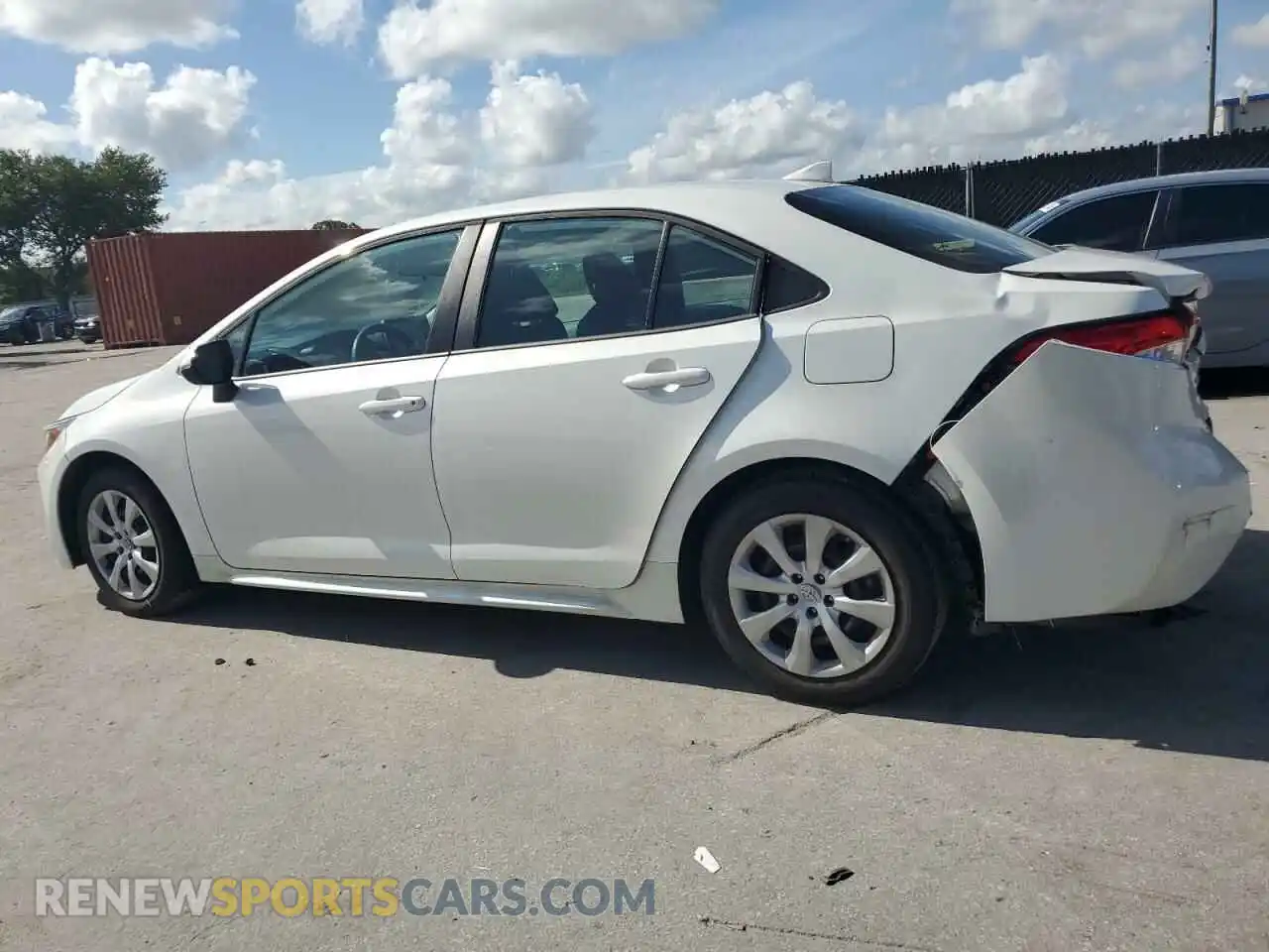 2 Photograph of a damaged car 5YFEPMAE5MP255631 TOYOTA COROLLA 2021