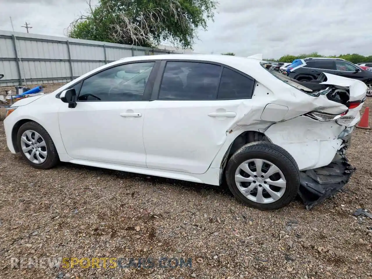 2 Photograph of a damaged car 5YFEPMAE5MP262949 TOYOTA COROLLA 2021
