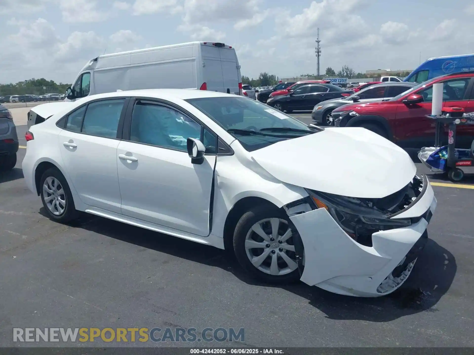 1 Photograph of a damaged car 5YFEPMAE6MP150290 TOYOTA COROLLA 2021